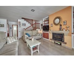 CASA PAREADA EN CUNIT