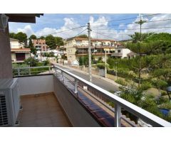 MARAVILLOSA CASA PAREADA EN VENTA / SEGUR DE CALAFELL