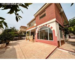 ESPECTACULAR CHALET  EN AGUADULCE CENTRO NORTE