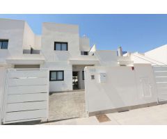 Casa en Alquiler en Pilar de la Horadada, Alicante