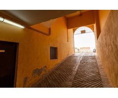 garaje los Cortijos de Marín