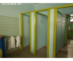SE ALQUILA LOCAL CON TODO EL ACONDICIONADO PARA TIENDA O OFICINA,