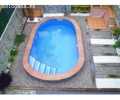 Adosado esquinero  en Calafell zona Masiá de la Font,  213m2 con piscina  y jardín Zen
