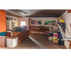Local comercial único en alquiler en zona comercial de Olesa de Montserrat