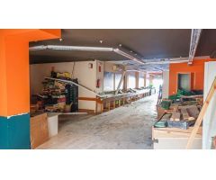 Local comercial único en alquiler en zona comercial de Olesa de Montserrat