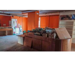 Local comercial único en alquiler en zona comercial de Olesa de Montserrat