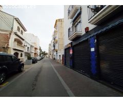 LOCAL EN LA PLAYA DE TORREBEMBARRA EN VENTA O ALQUILER