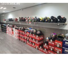 TALLER DE MOTOS CON TIENDA EN TRASPASO EN BARCELONA