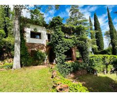 Preciosa casa unifamiliar a 4 vientos a la venta dentro del casco urbano de Castellvi de Rosanes
