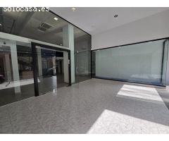 AMPLIO LOCAL COMERCIAL A LA VENTA EN LA ZONA EL PLA DE MARTORELL