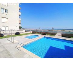 MAGNÍFICO PISO A LA VENTA EN PRIMERA LINEA DE PLAYA EN CUNIT