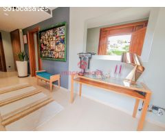 EXCLUSIVA CASA INDEPENDIENTE CON ASCENSOR, PISCINA Y DOS PARCELAS OLESA DE MONTSERRAT, ZONA DAINA