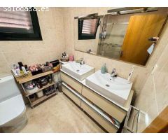 ENCANTADOR ADOSADO EN VENTA EN COMA-RUGA, TARRAGONA – ¡HASTA EL 100% DE FINANCIACIÓN!