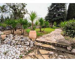 ESPECTACULAR CHALET SEÑORIAL A LA VENTA EN CASTELLVI DE ROSANES CON PISCINA , CANCHA DE TENIS