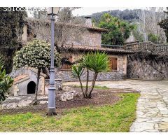ESPECTACULAR CHALET SEÑORIAL A LA VENTA EN CASTELLVI DE ROSANES CON PISCINA , CANCHA DE TENIS