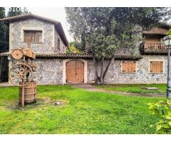 ESPECTACULAR CHALET SEÑORIAL A LA VENTA EN CASTELLVI DE ROSANES CON PISCINA , CANCHA DE TENIS