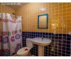 Armeñime. Piso 3 habitaciones, una en suite, balcon, 2 baños, salon comedor , cócina co