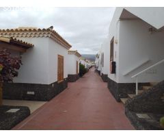 Golf Sur.  Villa independiente en urbanizacion de lujo