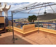 Costa Adeje 2 habitaciones con terraza de 23 m2 con vistas al mar. Plaza garaje y trastero