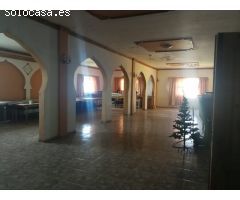 EL Tanque. Local comercial de  400 m2 que permite múltiples usos con terrazas y vistas