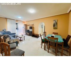 Villa Isabel piso de tres habitaciones , dos baños , garaje y trastero