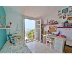 Piedra Hincada. Adosado de 120 m2 con 4 habitaciones, 3 baños con  terraza y vistas