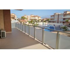 Golf del Sur: vivienda de 3 habitaciones y 2 baños con excelente terraza.