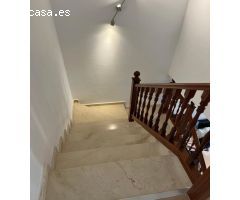 Llano Camello. Adosado 2 habitaciones, garaje trastero reformado