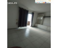 San Isidro. Piso 3 habitaciones, balcon cocina independiente, garaje