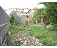 Granadilla. Pueblo. Casa a reformar con terraza interior y terreno