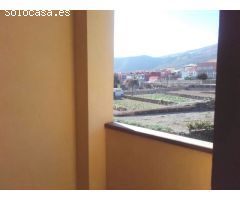 Valle San Lorenzo. Piso 3 habitaciones, 2 balcones con vistas y 2 baños.