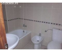 Valle San Lorenzo. Piso 3 habitaciones, 2 balcones con vistas y 2 baños.
