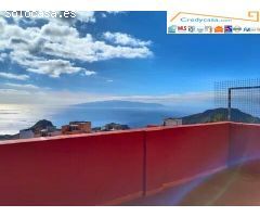 Chio. Casa independiente 2 plantas con vistas al mar y a la montaña