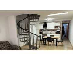 Playa San Juan. Duplex 3 habitaciones, 2 baños, balcon, garaje y trastero a 5 0 metros dle mar