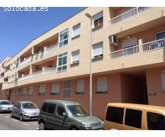 San isidro. Piso 3 habitaciones,  balcon, cocina independiente, salon y garaje
