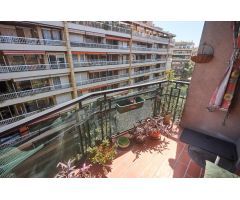 VIVIENDA EN CALLE ROCAFORT CON GRAN VIA