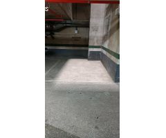 Plaza de parking en venta Travessera de les Corts/Galileo