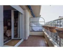 Piso con gran terraza en Balmes