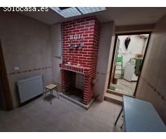 Chalet en Venta en Rasueros, Ávila