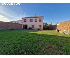 Chalet en Venta en Cabezas del Villar, Ávila