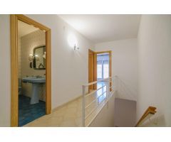 ACOGEDORA CASA EN EL BARRIO DE JONCARETS