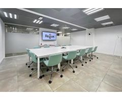 Centro de negocios con espacios y despachos en alquiler