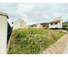 Terreno urbano llano en el centro de Argoños: ¡Construye tu chalet de ensueño a solo 1 km de la play