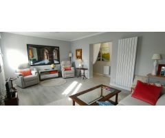 Piso Exterior en Santoña: A 70 Metros del Paseo Marítimo, con Luz y Espacios Versátiles