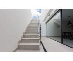 VILLA EN URBANIZACION DE ALTO STANDING