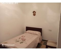 CASA EN IZNATE CON APARTAMENTO