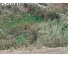 Parcela en moclinejo (los palmas) junto a la carretera