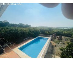 casa de campo con aguacates en almayate