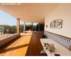 casa de campo con aguacates en almayate