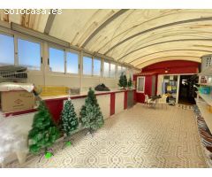 Bonita tienda y apartamento situado en Torrevieja